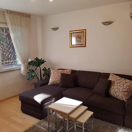 Slavko Apartment *