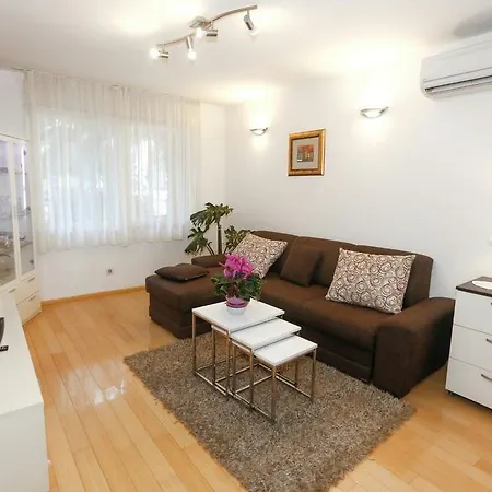 Apartment Slavko *